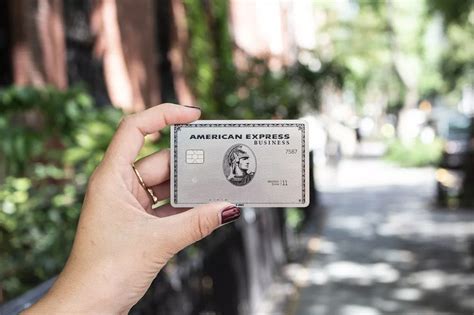 AMEX Corporate Card Green vs. Gold .